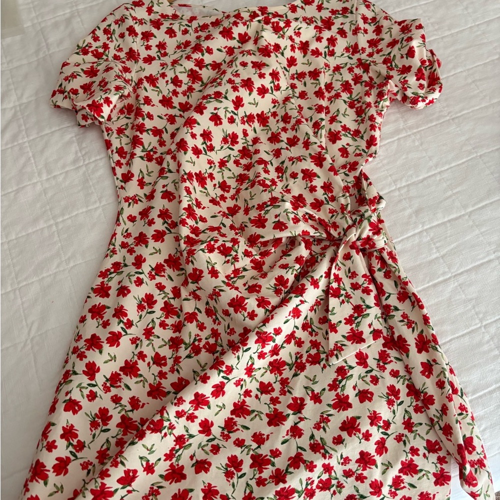 Sézane Pippa short dress - Red Floral on Cream - Picture 2 of 4